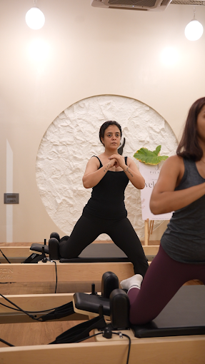 Welcome easel and reformers at J Pilates Ghansoli